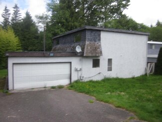 1508 NE 195th St, Lake Forest Park, WA 98155