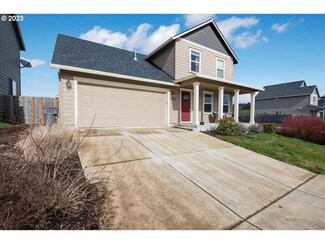 988 E 16th St, Lafayette, OR 97127