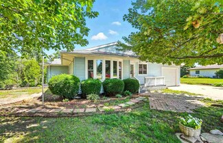 520 14th St, Wellman, IA 52356