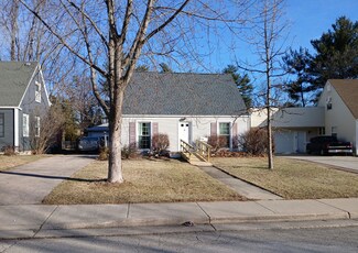 379 S Edison Ave, Elgin, IL 60123