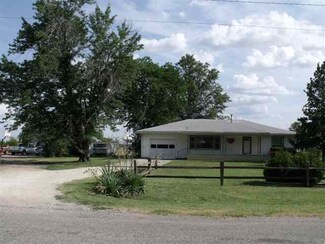 313 E Monroe St, Burrton, KS 67020