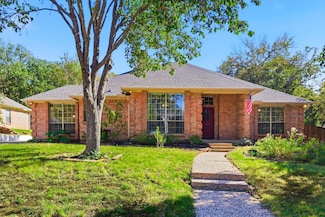 2272 Hollyhill Ln, Denton, TX 76205