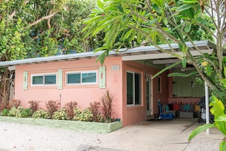 204 Coral Rd, Boynton Beach, FL 33435