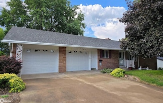 436 W 21st St, Carroll, IA 51401