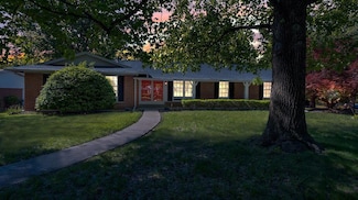 6953 Parc Charlene Dr, Florissant, MO 63033