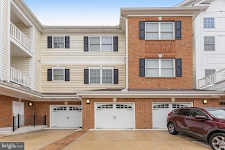 15110 Heather Mill Ln Unit 201, Haymarket, VA 20169