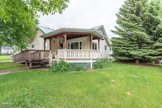 410 2nd Ave NW, Hazen, ND 58545