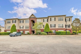 2807 Bloomfield Ln Unit 103, Wilmington, NC 28412