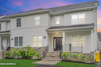 27 Holden Square, Lakewood, NJ 08701