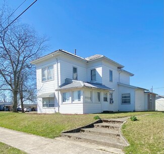 522 S Meridian St, Redkey, IN 47373