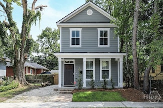 653 Seiler Ave, Savannah, GA 31401