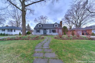 635 Garber Rd, Muskegon, MI 49445