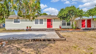 7421 Andre Dr, Zephyrhills, FL 33541