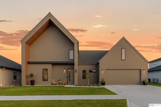 28443 Laurel Cir, Valley, NE 68064