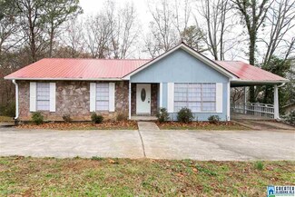 1025 Medina Dr, Birmingham, AL 35235