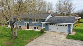 4811 E Ridge Ave, Berrien Springs, MI 49103