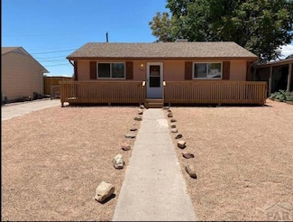 2622 Holmes St, Pueblo, CO 81004