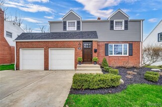 245 Ridgewood Dr, Buffalo, NY 14226