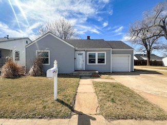 1811 9th St, Woodward, OK 73801