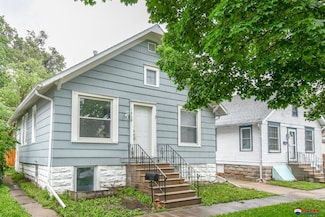 1612 S 12th St, Lincoln, NE 68502