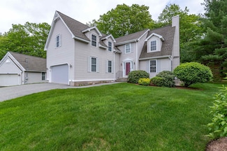 24 Heathrow Ct Unit U439, Nashua, NH 03063