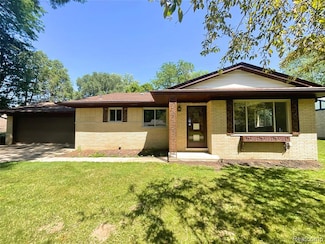 53044 Ruann Dr, Shelby Township, MI 48316
