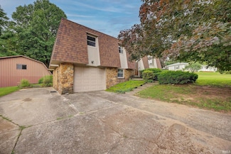 600 Forest Dr, Bloomfield, IN 47424