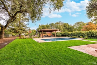 681 S Fitch Mountain Rd, Healdsburg, CA 95448