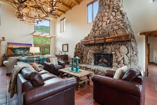 98 La Barbaria Trail, Santa Fe, NM 87505