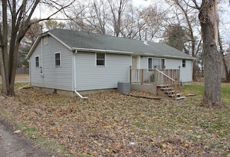 4008 Cardinal Ln, Valparaiso, IN 46383