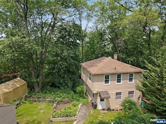 19 Skyland Ave, Haskell, NJ 07420
