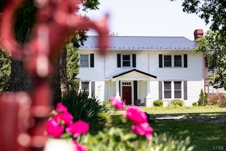 1501 Saxkey Rd, Drakes Branch, VA 23937
