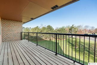 11937 Miracle Hills Dr Unit 11, Omaha, NE 68154