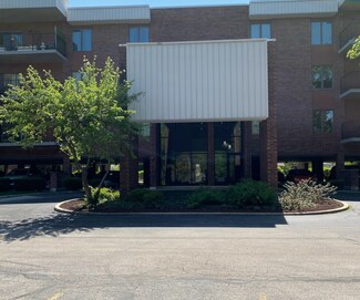 6545 Main St Unit 408, Downers Grove, IL 60516
