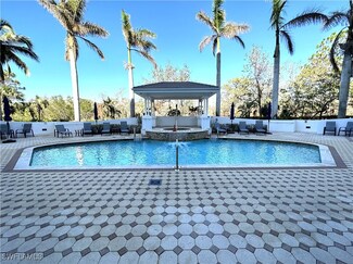325 Dunes Blvd Unit 306, Naples, FL 34110