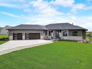 12345 N East Shoreland Dr, Mequon, WI 53092