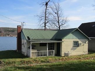 9346 Wixson Rd, Hammondsport, NY 14840