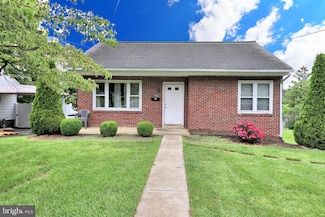 1935 Hemlock Rd, Lancaster, PA 17603