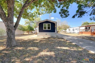 1403 Harper Dr, San Marcos, TX 78666