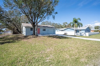 2709 57th St S, Gulfport, FL 33707