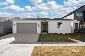 8415 S Cobalt Sky Ave, Meridian, ID 83642