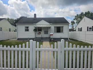 207 E Columbia St, Logansport, IN 46947