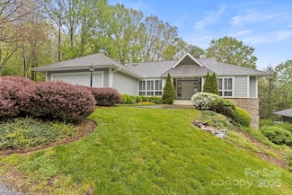 111 Broadmoor Dr, Flat Rock, NC 28731