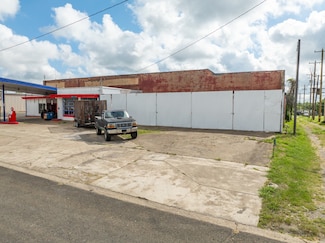 105 S Hill St, Itasca, TX 76055