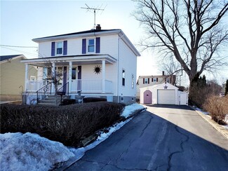 135 Knight St, Woonsocket, RI 02895