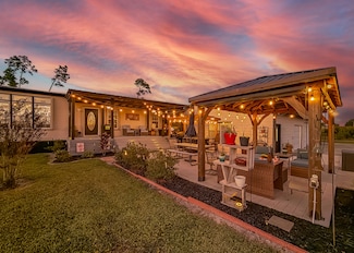 242 N Comet Ave, Panama City, FL 32404