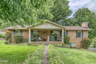 111 Whitson Dr, Elizabethton, TN 37643