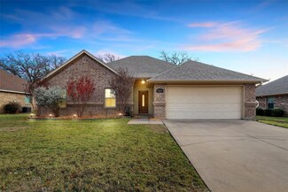 2013 Lindentree Dr, Weatherford, TX 76086