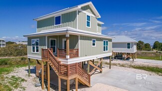 477 W Buchanan Ct, Gulf Shores, AL 36542