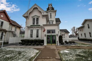 186 East Ave, Lockport, NY 14094